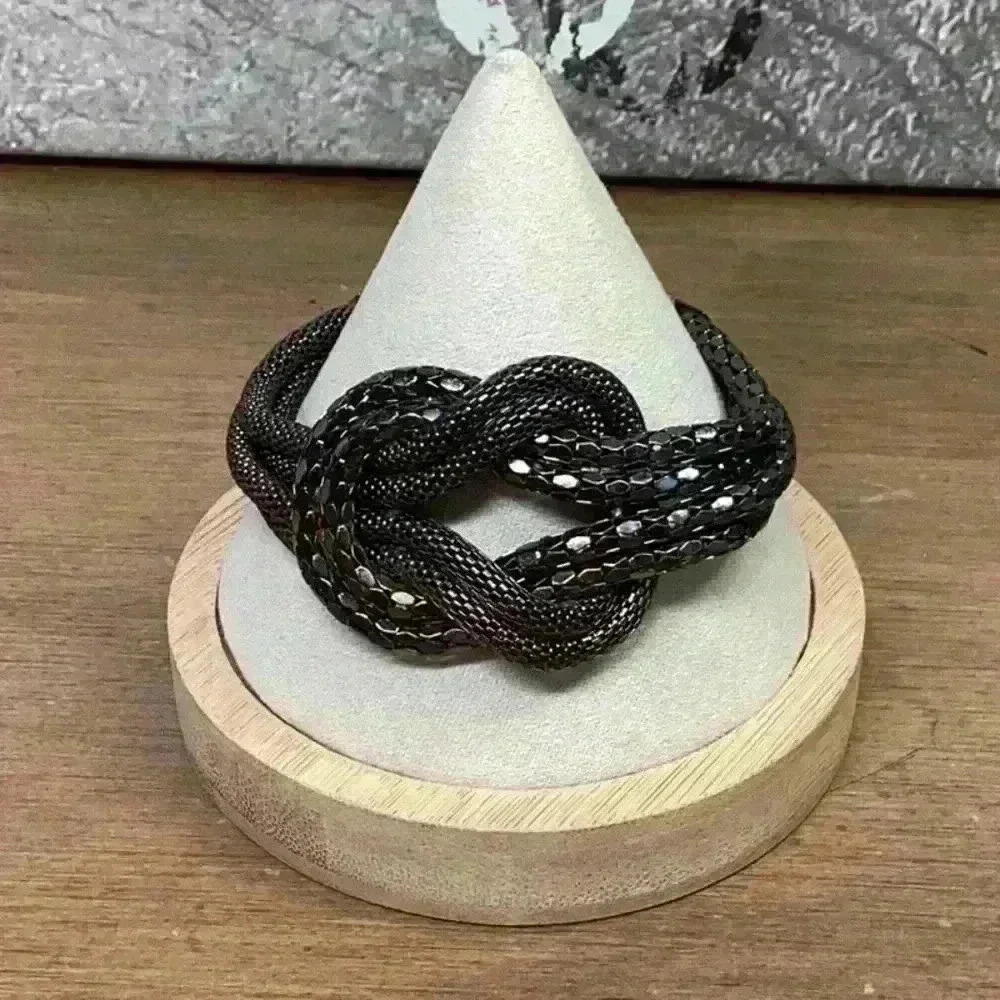 Bracelet Black Metal Mesh with Twists Vintage